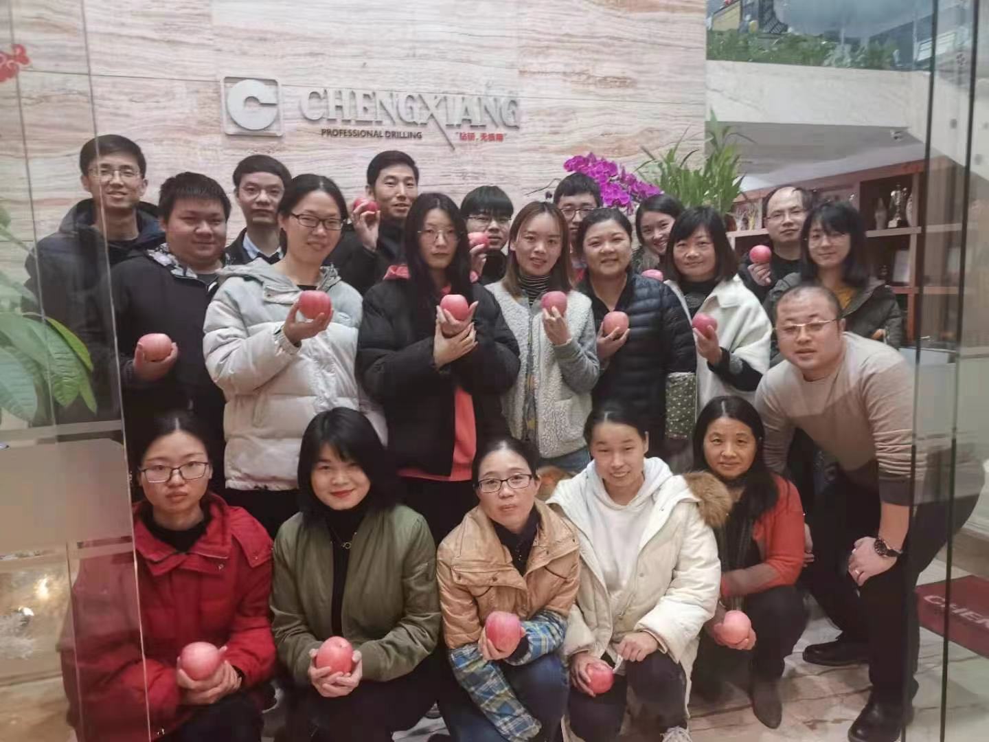 風勁帆滿圖新志，砥礪奮進正此時